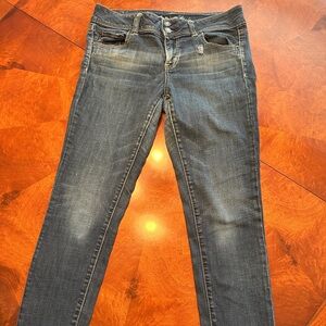 American Eagle jeans - only worn once!